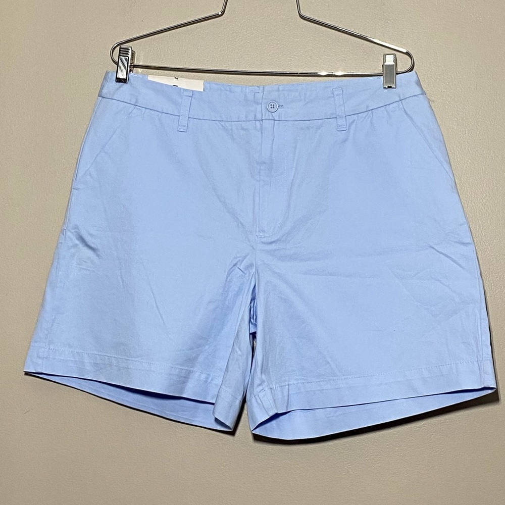 Gap || Woman’s Light blue classic fit shorts size: 14
